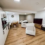 Dorey P9 - Gemütliches Für 4-5 Personen Apartamento *